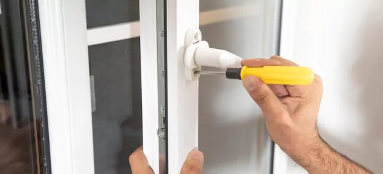 Casement Window Handle Replacement in Kendale Lakes, FL