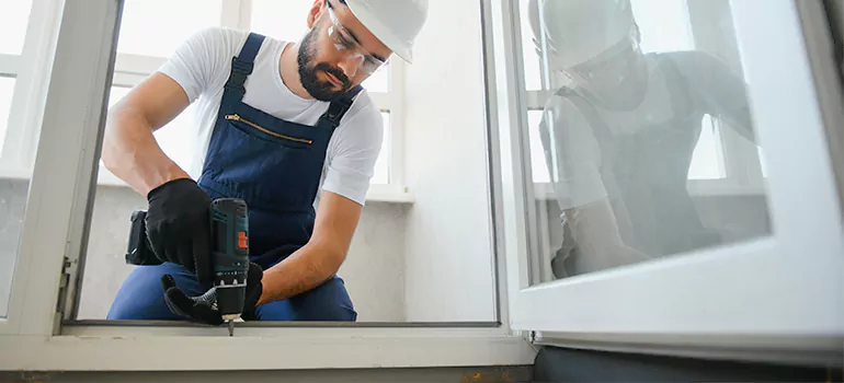 Replace Broken Window Pane in Kendale Lakes, FL