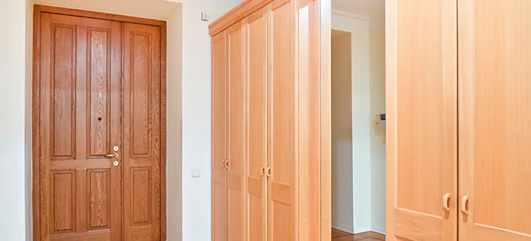 Glass Closet Door Repair in Kendale Lakes, FL