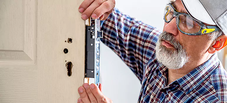 Exterior Door Handle Replacement in Kendale Lakes, FL