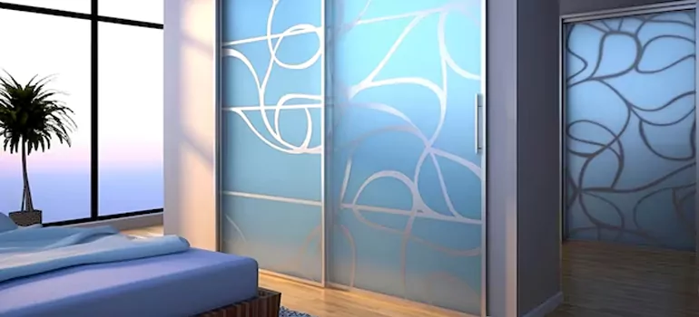 Frosting Glass Cabinet Doors in Kendale Lakes, FL